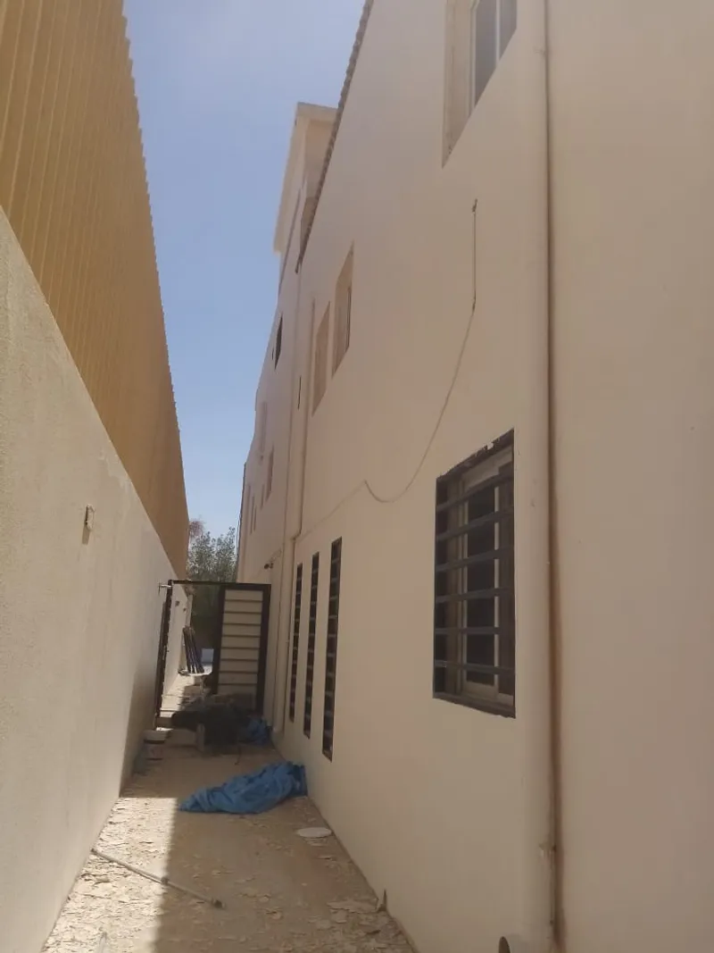 تنسيق ألوان الجدران والأثاث